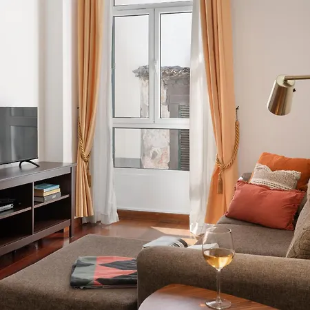 Apartament Do Carmo By An Island