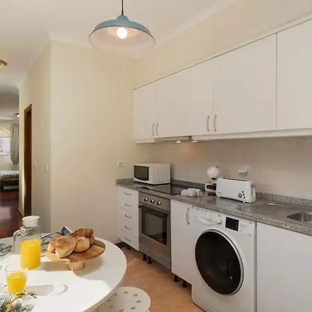 Do Carmo By An Island Apartament