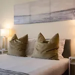 Apartman Do Carmo By An Island *