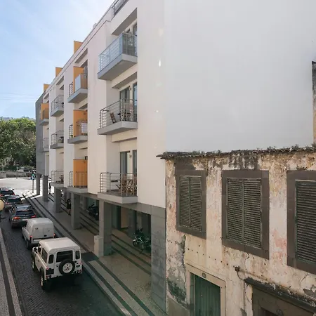 Do Carmo By An Island