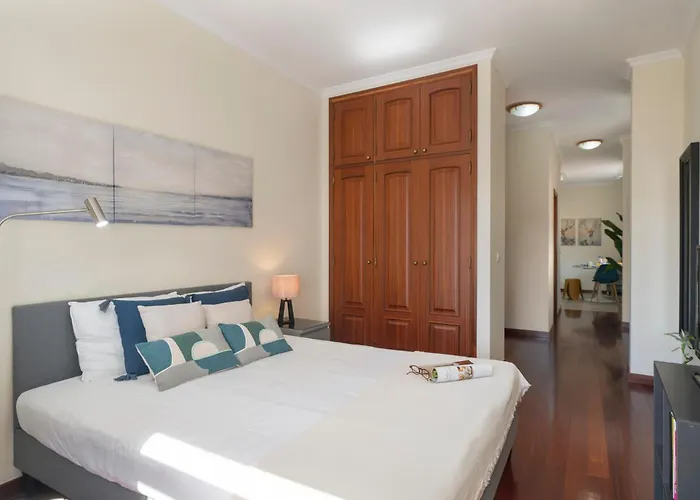 Do Carmo By An Island *