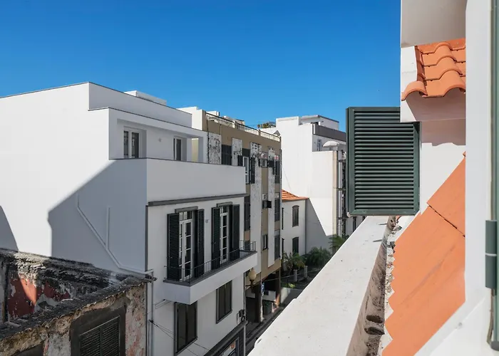 Do Carmo By An Island アパート